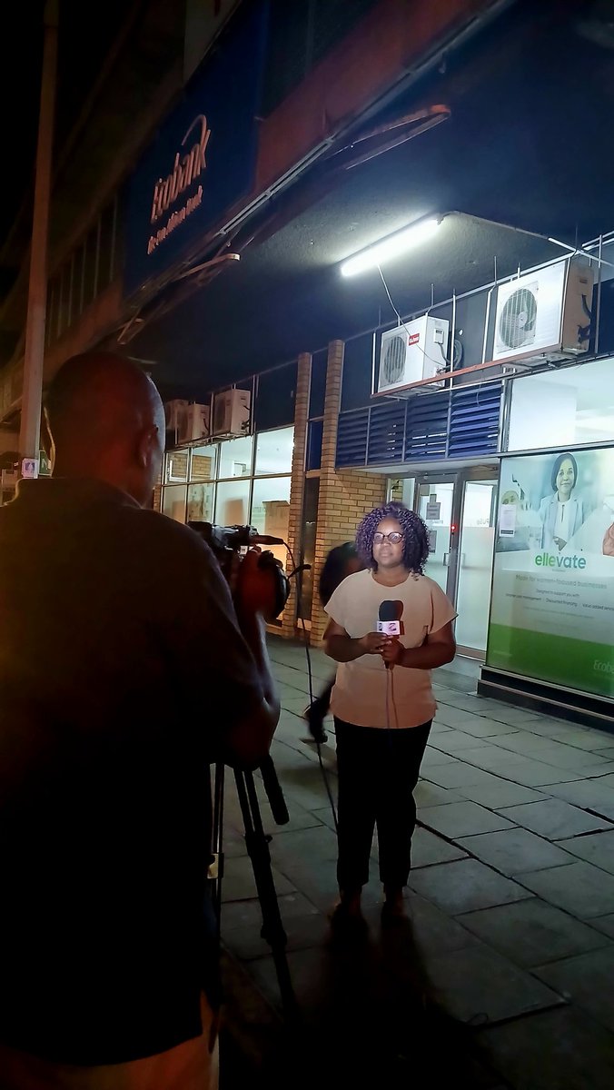 🔴Latest on the US$ 4 million bank robbery that happened in Bulawayo on October 3, 2024.

Watch #NewsPlus @ 20:00 HRS on #ZTNPrime,#DStv294 

#GetThePicture #Zimbabwe #moneyheist #Bulawayo #police #interpol #SAPS