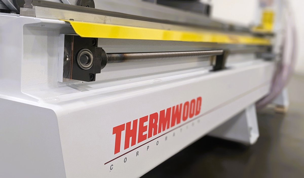 thermwood's tweet image. 🚀 Another #Thermwood #3Axis #CabinetShop 45 5'x10' is packed up and ready to transform the shop of a happy customer!

Discover the CabinetShop 45 Smart Router and see how it can take your production process to the next level. 
Learn more: bit.ly/4cbcBc8
#nestedbased