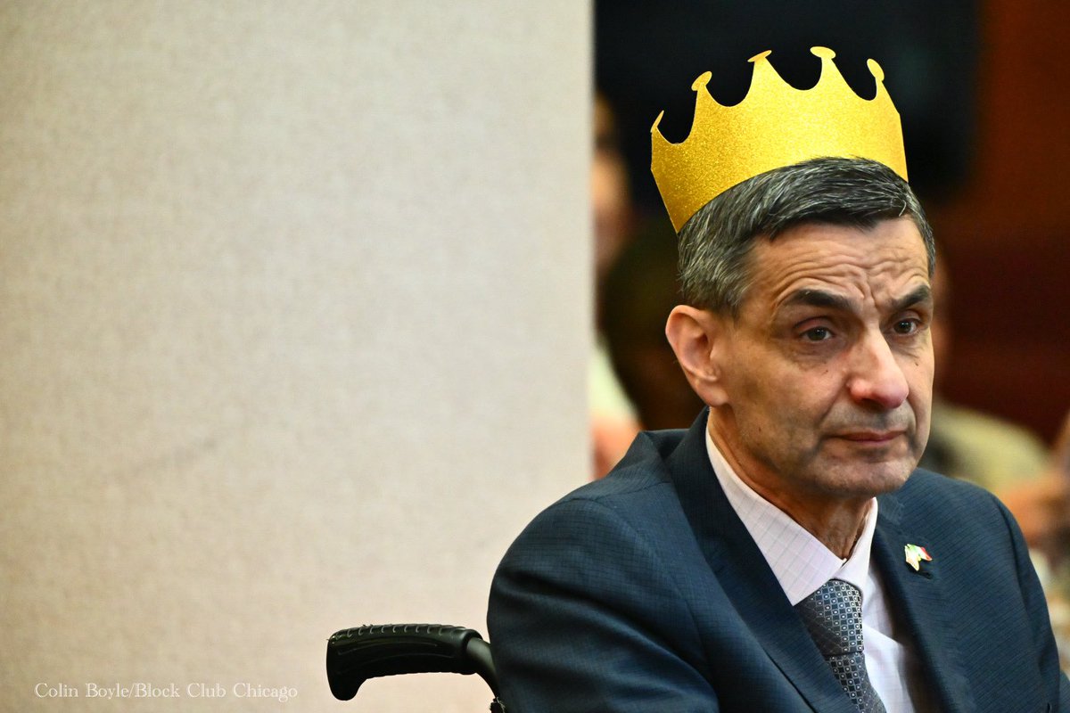 Ald. Nicholas Sposato (38th) dons a gold colored crown for his birthday during today’s City Council meeting.
#OnAssignment for <a href="/BlockClubCHI/">Block Club Chicago</a>