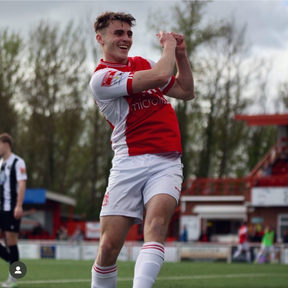 SPOTLIGHT | TOM CURSONS

<a href="/ilkestontown_fc/">Ilkeston Town FC</a> forward <a href="/tomcursons/">Tom Cursons</a> has started the season in deadly form with 10 goals from 15 starts already!

Hard working with an eye for goal, Tom has attracted serious interest from NLP and it won’t be long before he earns a move higher up!