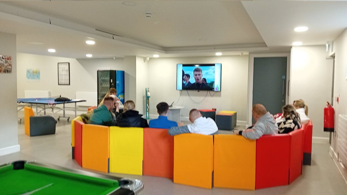 YouthWorkAll's tweet image. Part 2 of our Strength-Based Youth Work training suite with our 2nd Belfast cohort - today focused on Response Ability Pathways and embedding these within our youth work practice. 
Thanks to @clonard_club for hosting us. 
#CircleOfCourage
#DevelopingTheWorkforce 
@eayouthservice