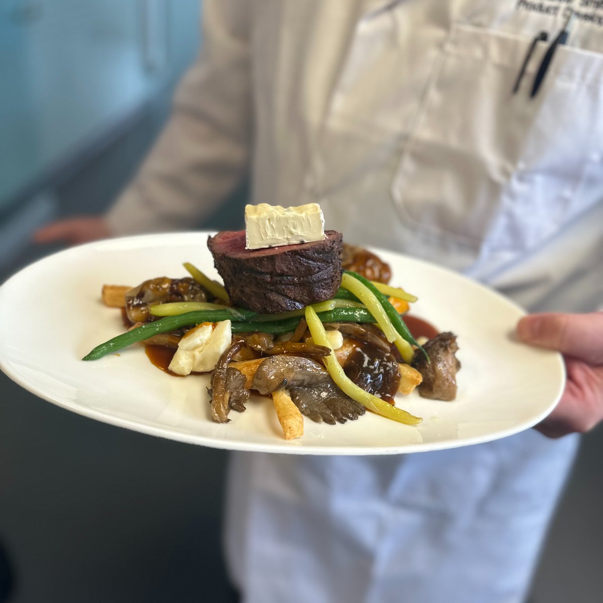 Let's take a moment to appreciate this delightful dish our chefs made for a client event here at CSK!

#Weknowfood #CSK #CanadasSmartestKitchen #TopChef #HollandCollege #AppliedResearch #FoodDevelopment #FoodScience #PEI #PEIFood