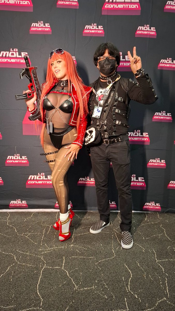 LouisYubeth's tweet photo. Fotos que me tomé junto con @elizabeth_rage hace días en @lamolemx 😎
#lamole #lamolecovention #lamole2024 #cosplay #cosplayers #elizabethrage https://t.co/dkme0uZBok