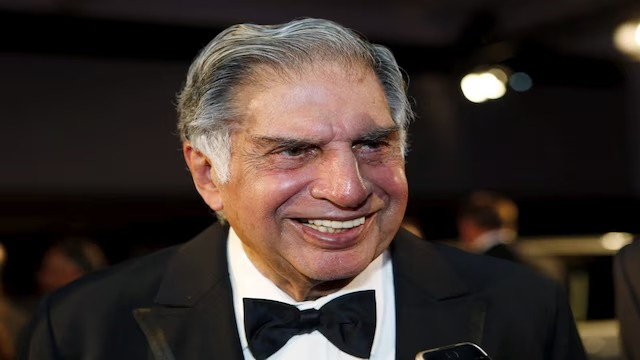 CNBC-TV18 (@cnbctv18news) on Twitter photo 🚨🚨 #Breaking | Veteran business leader Ratan Tata, Chairman Emeritus, Tata Group passes away at 86.
Mr Tata passed away at Mumbai’s Breach Candy Hospital.
Statement from the Tāta Group awaited.
<a href="/TataCompanies/">Tata Group</a> #RatanTata #RIPRatanTata #RestInPeaceRatanTata #BreachCandy 🚨🚨 #Breaking | Veteran business leader Ratan Tata, Chairman Emeritus, Tata Group passes away at 86.
Mr Tata passed away at Mumbai’s Breach Candy Hospital.
Statement from the Tāta Group awaited.
<a href="/TataCompanies/">Tata Group</a> #RatanTata #RIPRatanTata #RestInPeaceRatanTata #BreachCandy