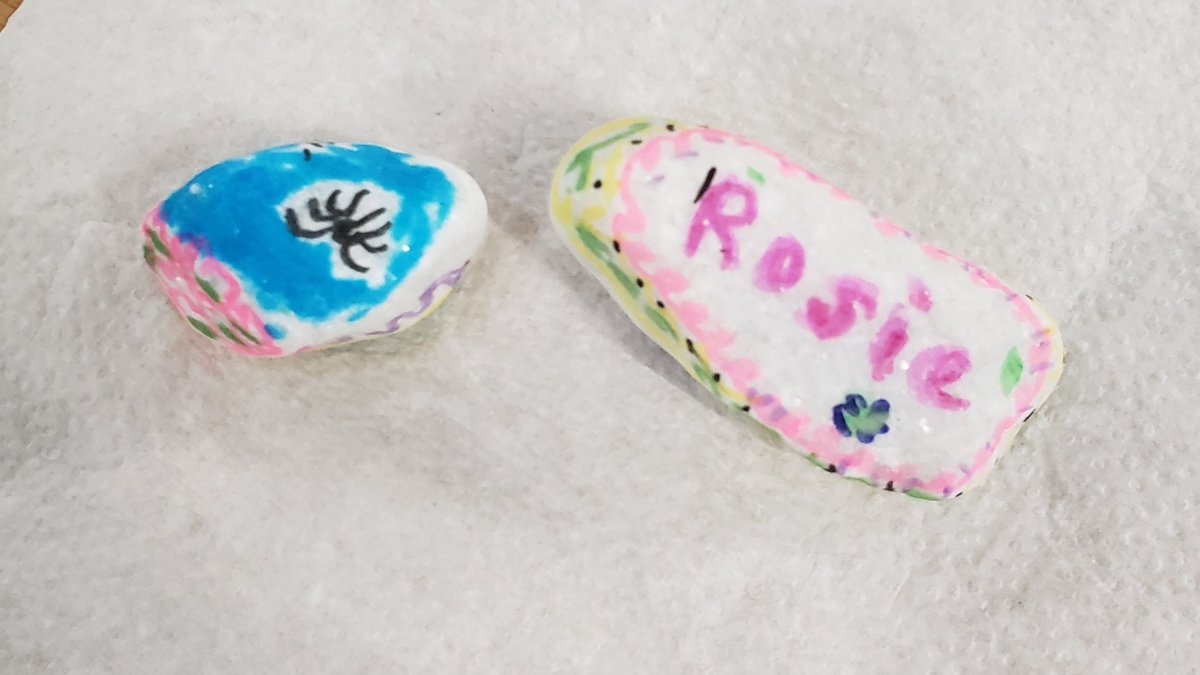 ohubo23's tweet photo. Lovely relaxing mindful activity, the ladies really enjoyed designing and creating beautiful positive pebbles..@GMSAW2021 https://t.co/i99A4LqY83