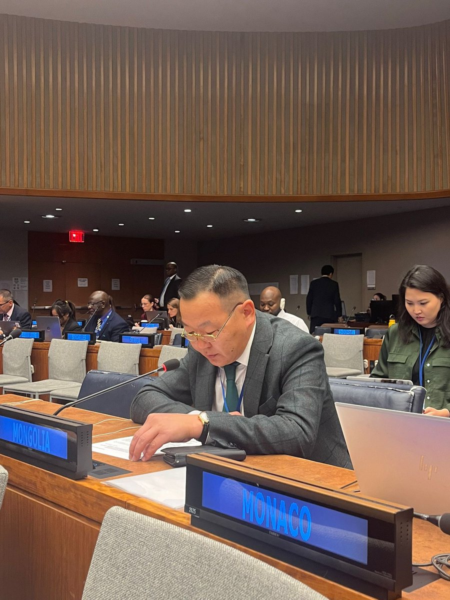 OTD: H.E.Mr.N. Ankhbayar, 🇲🇳 PermRep to 🇺🇳, delivered a statement at the General Debate of the First Committee of  #UNGA79.