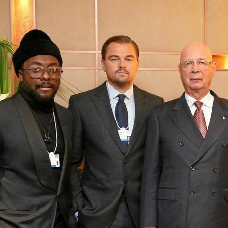 NotFarLeftAtAll's tweet image. Name the film ?