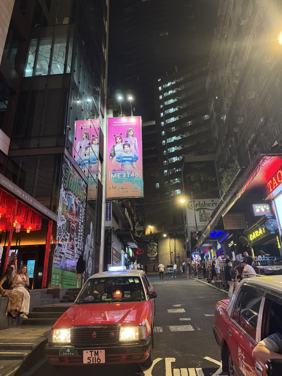 身穿丁字裤的香港 https://t.co/ZGKzhRUPA3