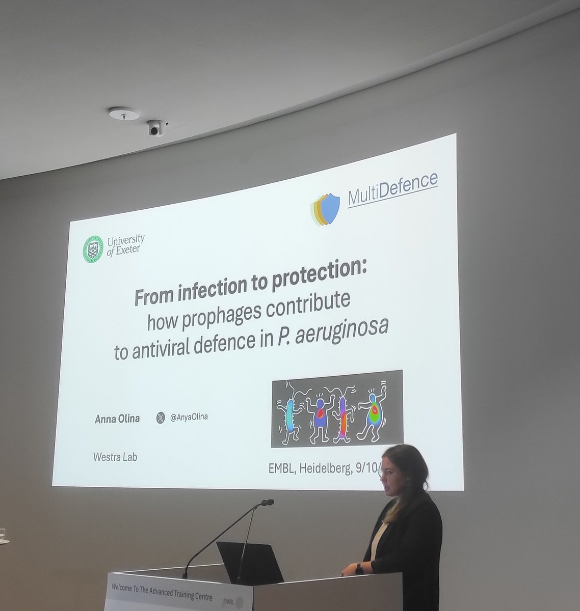 Excellent Pseudomonas prophages talk from <a href="/AnyaOlina/">Anna Olina</a> @Multi_Defence at #EMBOEvoEco