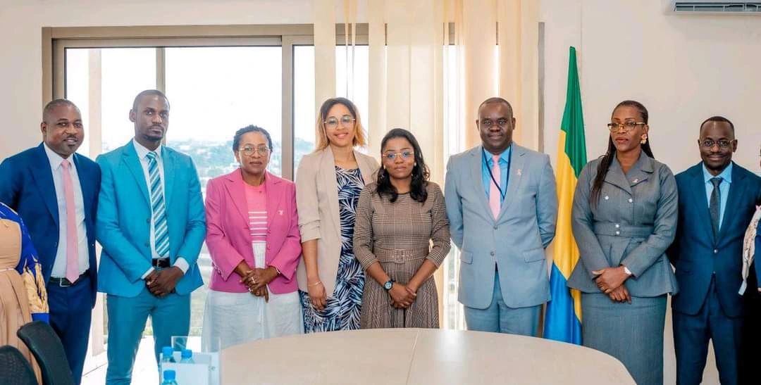 ANINFGA's tweet photo. Le 09/10/2024, au Ministère du Commerce, à la Direction des PMI et PME, l'ANINF a officiellement livré la plateforme IBAGHE, une application web dédiée à l'enregistrement des petites et moyennes entreprises gabonaises.
#ANINF
#BâtissonsNotreSouverainetéNumérique https://t.co/Jc2sO7XTSj