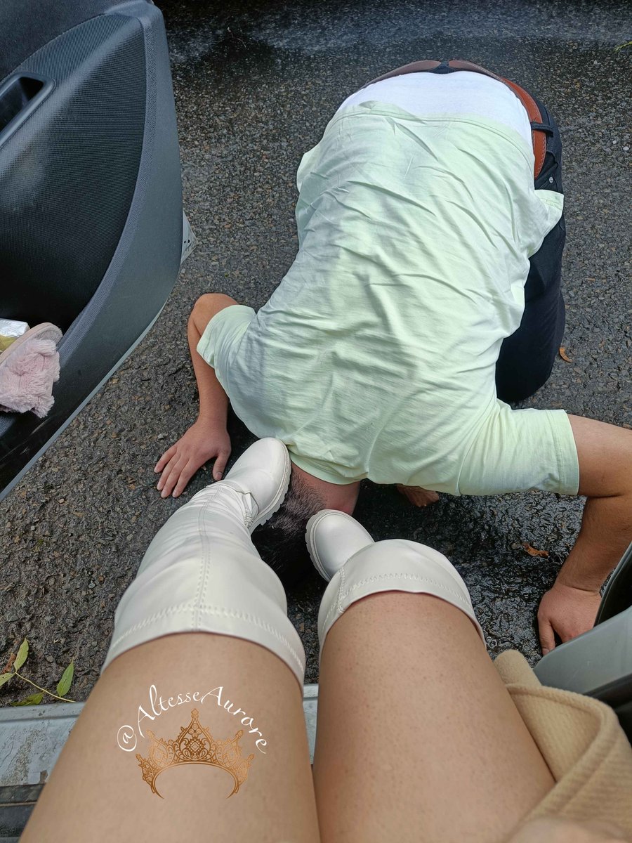 AltesseAurore's tweet photo. Stepping on the ground is boring. I prefer the faces of My slaves. It is more gentle on My precious soles. And a bit less dirty. ✨

Marcher sur le sol est d'un ennuyeux. Je préfère le visage de Mes esclaves. C'est plus doux pour Mes semelles, et un peu moins sale. ✨

findom femdom moneyslave paypig cashcow domina mistress foot footslave

@Brun0Parent @dev_oted @rt_feet @rtfeetslave1 @RTLovingFeet @RTSubFinFem @dommes_rt @rtfindom @findom4feet
