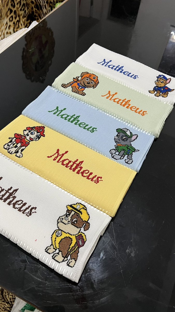 Já q essa rede voltou, q tal eu divulgar meu trabalho aqui 👇🏾😉🪡🧵