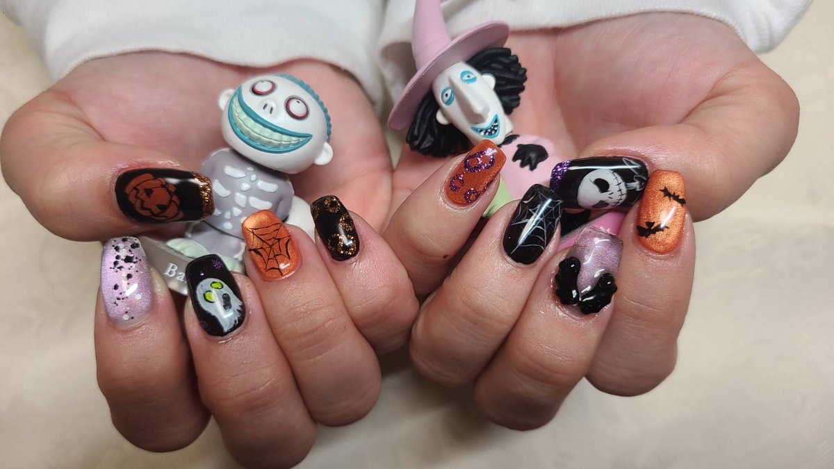 mbrb02's tweet photo. HELLOWEEN🎃ねいる
可愛い♡テンションあがるよね\( '-'\* )
HELLOWEEN前に変えるけどꉂ🤣𐤔

寝ますか😴。 https://t.co/T8L2kKFcxP