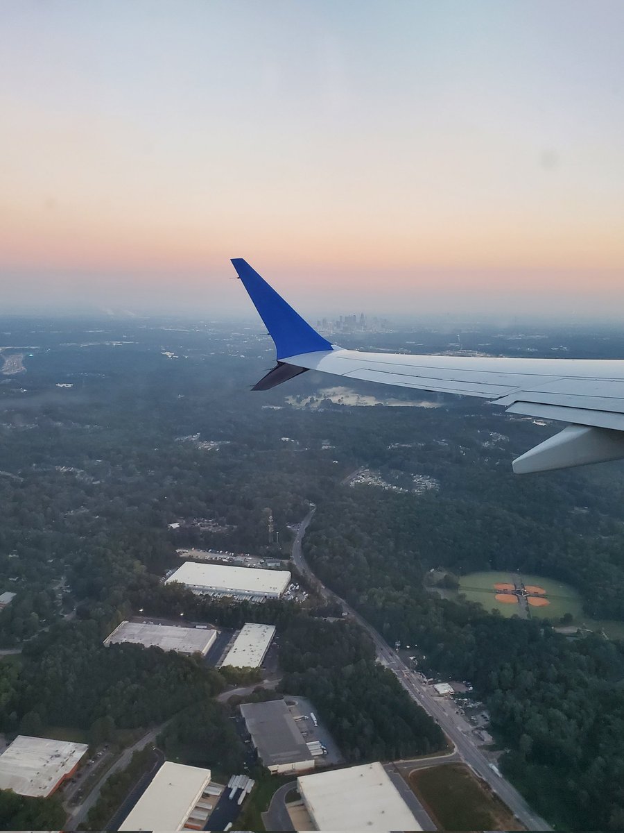 ttianyt's tweet photo. Leaving the Atlanta skyline behind and heading to #Tokyo for the International Plastic Surgery Research Council (#IPSRC) ✈️ Super excited to meet and learn from leading surgeon-scientists! https://t.co/6yDp1AbtnI