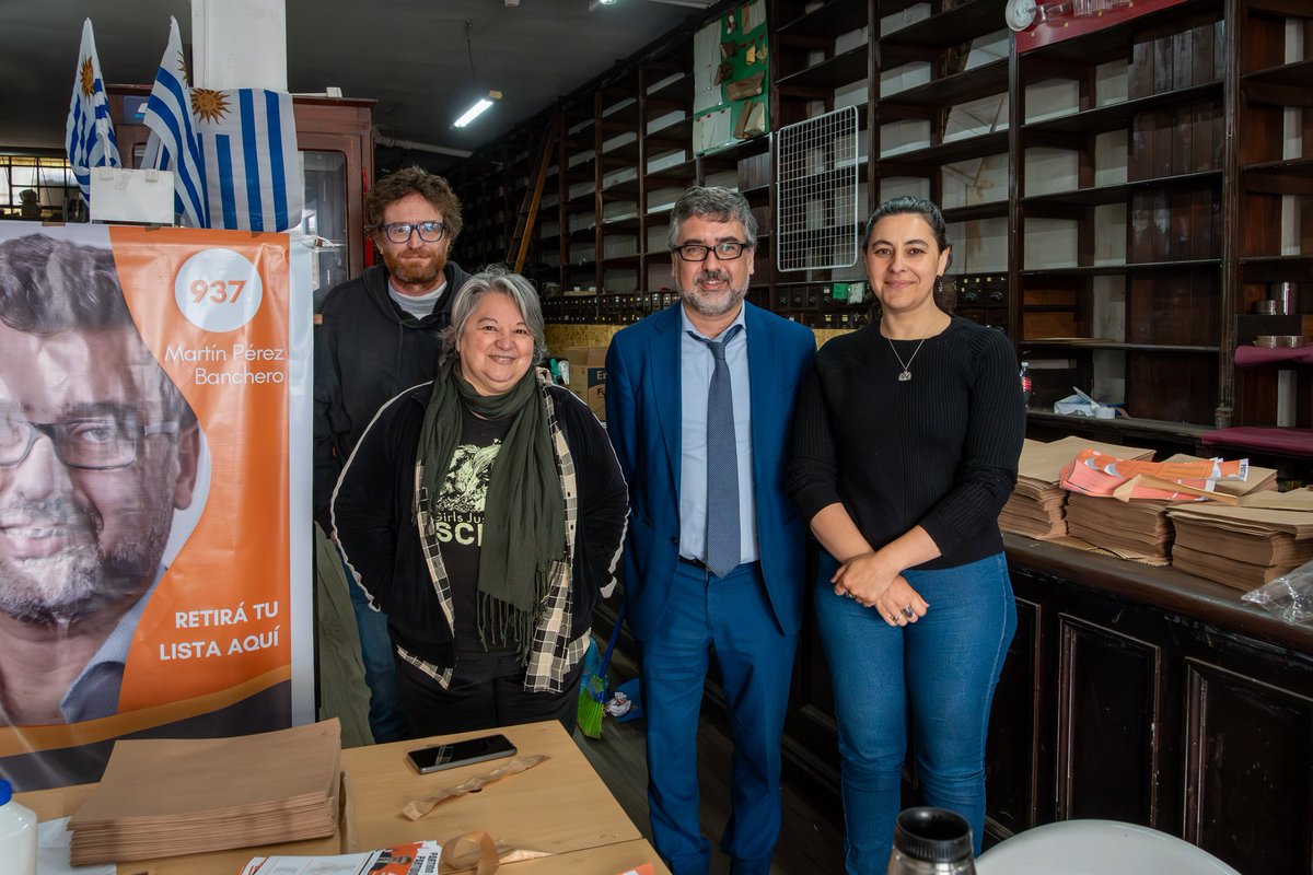 La agenda #Animalista cada vez es más fuerte y el Partido Verde Animalista tiene una gran responsabilidad en orientar e impulsar los avances positivos para los #animales.
En ese marco se han concretado reuniones con los presidenciables de 4 partidos que compiten este 27/10