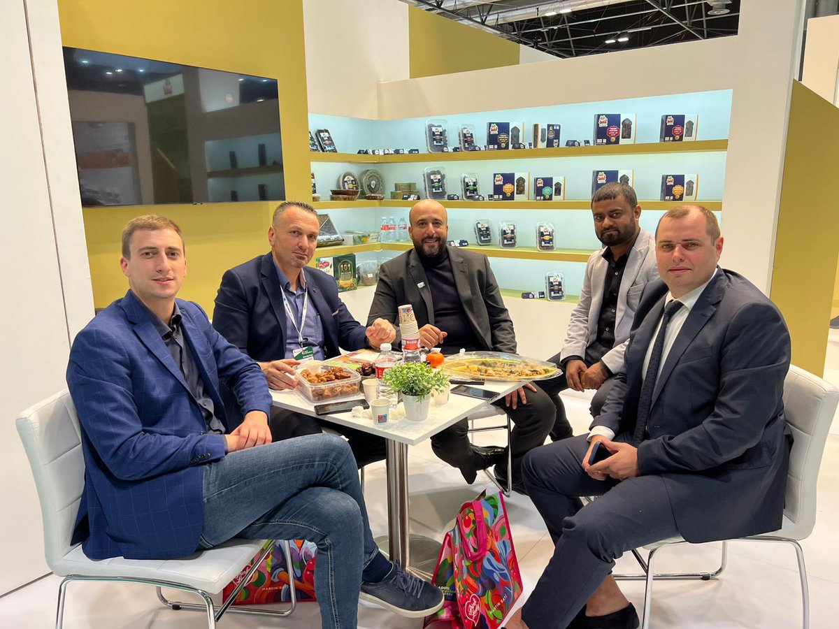 WahaFruit's tweet photo. من مشاركة شركة واحة الفواكه في معرض مدريد للفواكة 2024.

 #FruitAttraction https://t.co/4RRU490IqQ