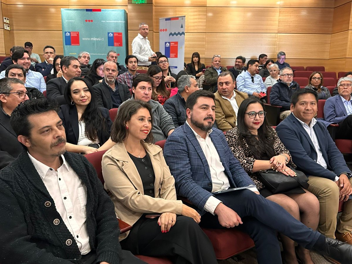 📍En Antofagasta, el director del Trabajo, Pablo Zenteno, participa en presentación del nuevo aplicativo web para solicitar la autorización de jornadas excepcionales de trabajo y descanso, y sus renovaciones.