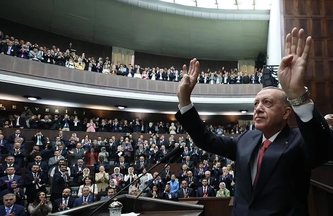 ramazancan0071's tweet photo. Hukukun İdesi Adalettir…
Adaleti tahkim etmeye,
Hukuku güçlendirmeye devam edeceğiz…
@RTErdogan https://t.co/XFUZg8D1ft