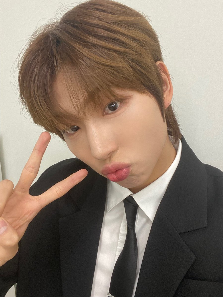 BDU4official's tweet photo. [📷] 

삐유!! 오랜만에 만나서 반가웠어!! 다음에 또 봐!❤️🍀

#BDU #비디유 #KIMMINSEO #김민서 #キムミンソ https://t.co/gklOumXUWo