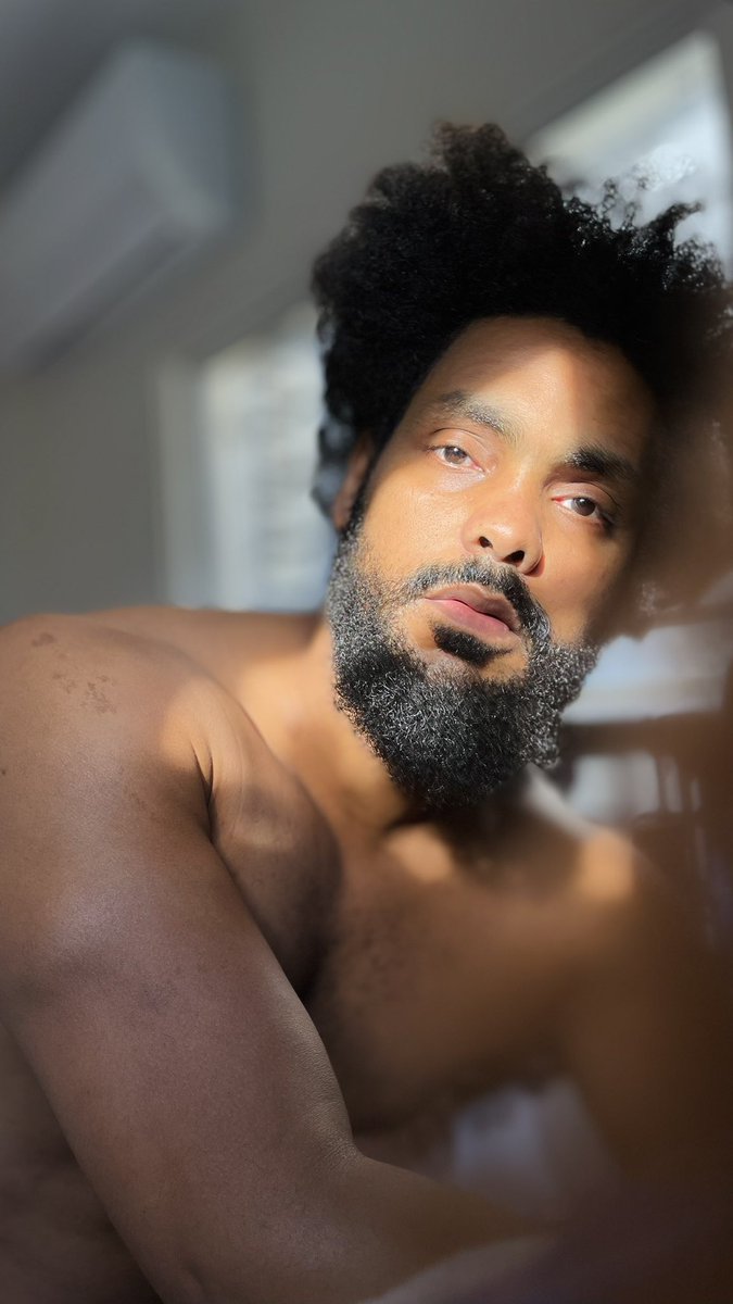 roblesedward's tweet image. u there?