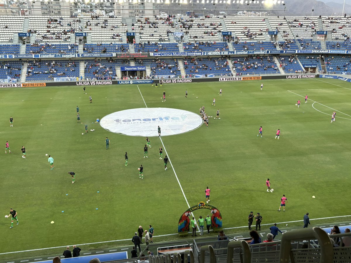 TodoGolesRadio's tweet photo. 🏟️ ¿Quieres estar en el Heliodoro animando al @CDTOficial el viernes en su partido ante el @RealZaragoza?. 

🎟️ 🎟️ Sorteamos ENTRADAS DOBLES. 

✅ Sigue nuestra cuenta y repostea aquí 👇🏼👇🏼 https://t.co/31DUxuUItA