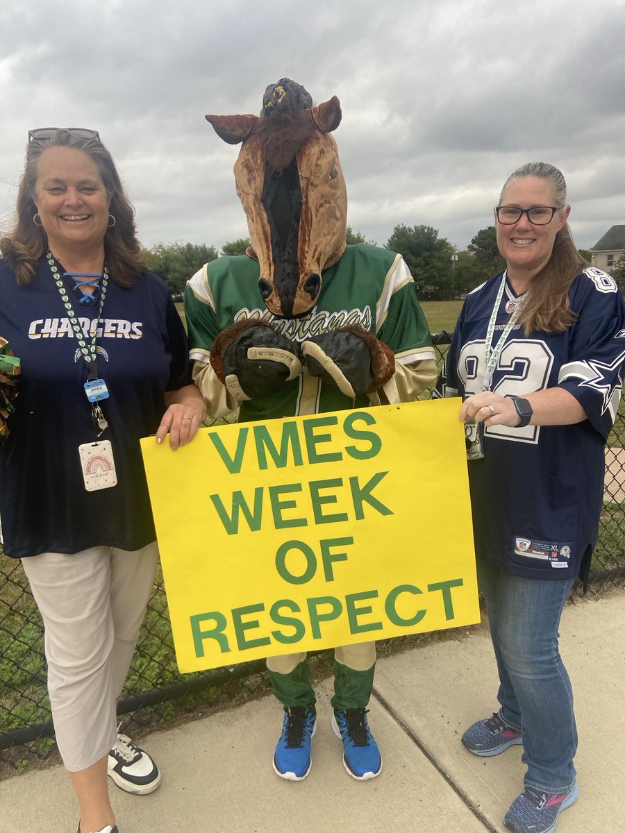 VMESMustangs tweet media