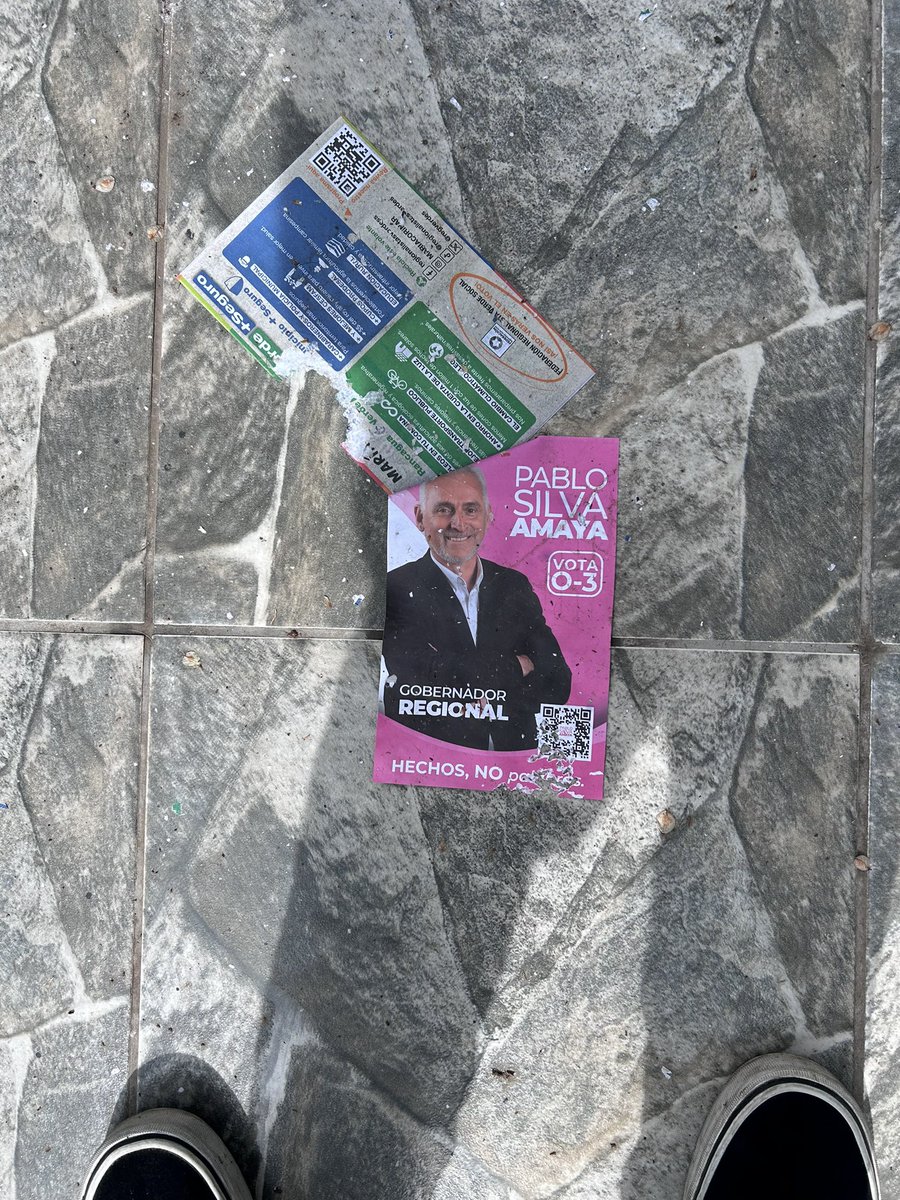 evankubrick's tweet photo. @psilvaamaya SI SIGUEN TIRANDO BASURA A MI CASA LO VOY A DEMANDAR https://t.co/sF7eW234aZ