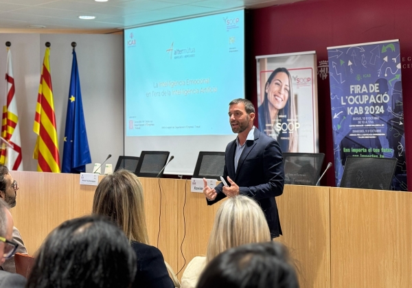 Jornada per a l’Emprenadoria, organitzada pel SOOP d'<a href="/ICABarcelona/">ICAB · Advocacia Barcelona</a>, amb el taller “La Intel·ligència Emocional en l’era de la Intel·ligència Artificial", a càrrec de <a href="/xsavinv/">Javier Savin Vallvé</a>, psicòleg del nostre Servei d’Atenció i Orientació Emocional.
Moltes gràcies a tots els assistents!