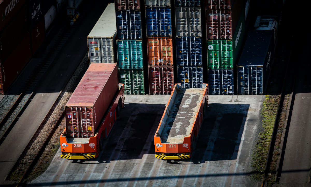 🎉 Congratulations to our Italian unions for the renewal of the National Collective Bargaining Agreement in Ports! 🚢💪

After 11 months of intense discussions and a final 30-hour negotiation marathon, our Italian unions reached a major breakthrough for Italian port workers!