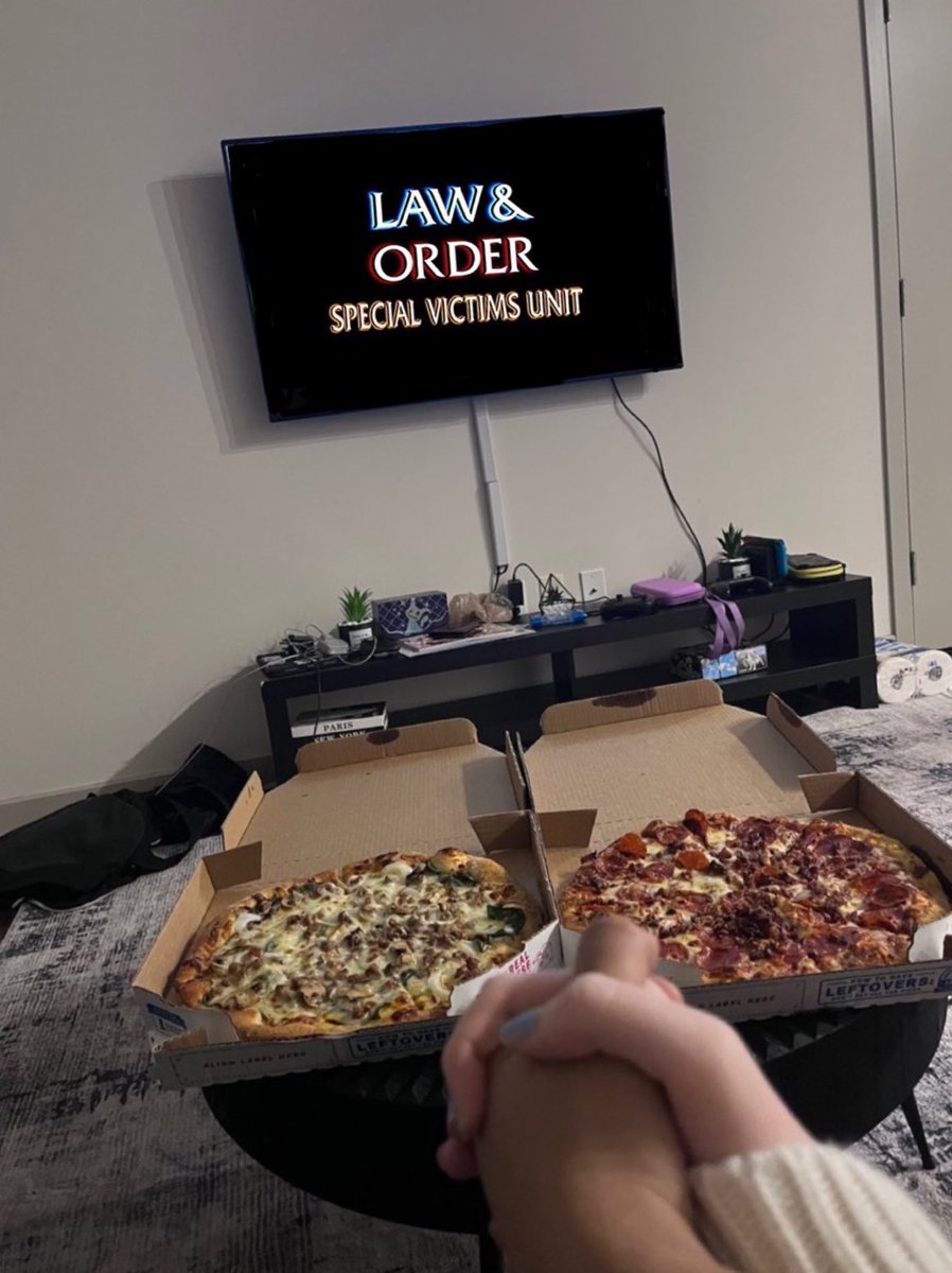 seIinameyer's tweet photo. my perfect night https://t.co/YHtVpEhIL8