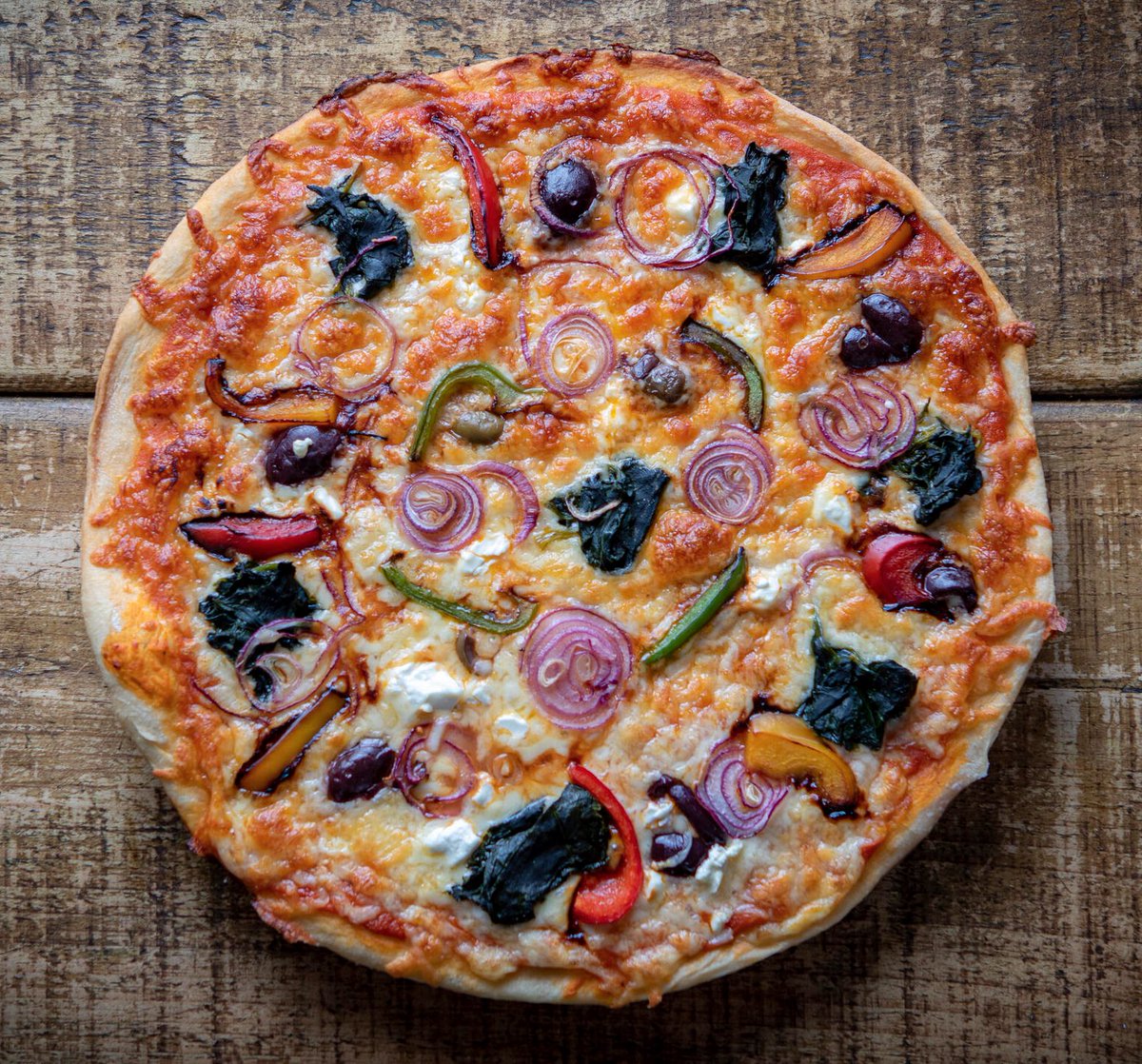 photocrowd's tweet image. Pure culinary perfection! 😚👌

A big congrats to Kim Ayres for his judged win in our recent “A Meal” contest, created and judged by MrSpikeStoma. 🏆 

photocrowd.com/photo-competit…

#FoodPhotography #PizzaPics #FoodiePhotos #PizzaLover #FoodArtistry #CheesyGoodness