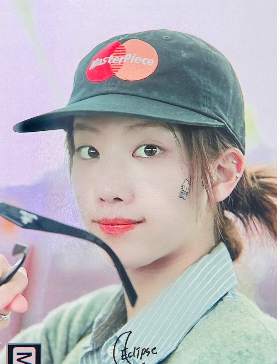 akaoni_momo's tweet photo. Kimlip ARTMS LOONA
https://t.co/W1aDpRgySt https://t.co/t5ZScBN6K0