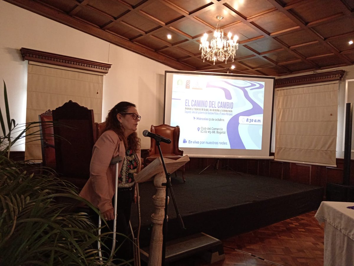 💬 "Para la oficina de DDHH es importante este informe de las plataformas y su análisis, justamente en un momento en que está en construcción el informe anual de la oficina sobre la situación de DDHH en Colombia" Juliette De Rivero 
#ONUDH
#InformeCaminodelCambio