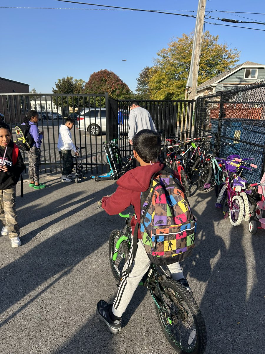 Diona Iacobazzi (@ms_bazz) on Twitter photo <a href="/PanthersD100/">PershingSchool</a> & <a href="/PtoPershing/">PTO Pershing</a> had a fun-filled WALK/BIKE/ROLL TO SCHOOL this morning! These Panthers crossed the finish line and had a blast doing it! Great way to get our blood pumping early this morning! #teampershing #d100inspires <a href="/BerwynSouth100/">Berwyn South District 100</a> <a href="/PanthersD100/">PershingSchool</a> & <a href="/PtoPershing/">PTO Pershing</a> had a fun-filled WALK/BIKE/ROLL TO SCHOOL this morning! These Panthers crossed the finish line and had a blast doing it! Great way to get our blood pumping early this morning! #teampershing #d100inspires <a href="/BerwynSouth100/">Berwyn South District 100</a>