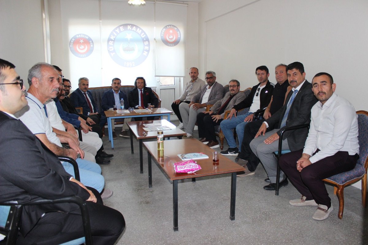 📍 Nevşehir’deyiz.

Türkiye- AB Karma İstişare Komitesi (KİK) toplantıları kapsamında bulunduğumuz Nevşehir'de Türk Tarım Orman-Sen Genel Başkanımız Ahmet Demirci ile birlikte, konfederasyonumuzun bayrağını şerefle dalgalandıran Türkiye Kamu-Sen İl Temsilcimiz Turgay Çetin ve