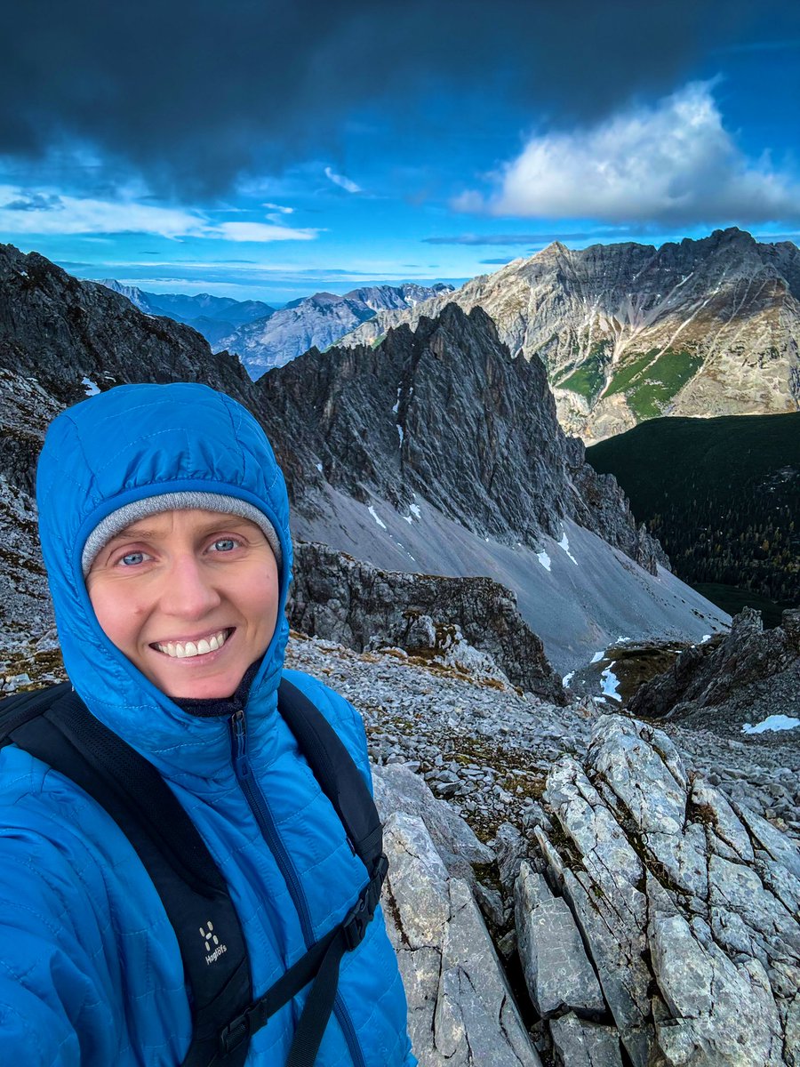 marttatervonen's tweet photo. Matkailu avartaa.
#alpit #innsbruck https://t.co/3SZ0mJjz6g