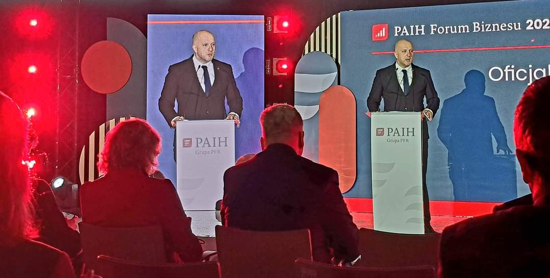 Otr_Wojcik's tweet image. I confirm that all currently operating #FTOs in the #ThreeSeasInitiative countries were represented 🌊, where entrepreneurs from #Poland can invest 🇦🇹🇧🇬🇭🇷🇨🇿🇪🇪🇬🇷🇭🇺🇱🇹🇱🇻🇵🇱🇷🇴🇸🇮🇸🇰

6/7