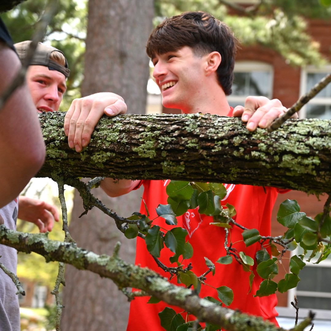 NewberryCollege's tweet photo. Beginning just hours after Hurricane Helene ripped through our region, the Wolves have stepped up to serve their neighbors on campus &amp; in the community. They have prepared meals, distributed water &amp; supplies, cleared debris, and lifted each other up.

Our. Students. Are. Amazing. https://t.co/LCEcXiwksa