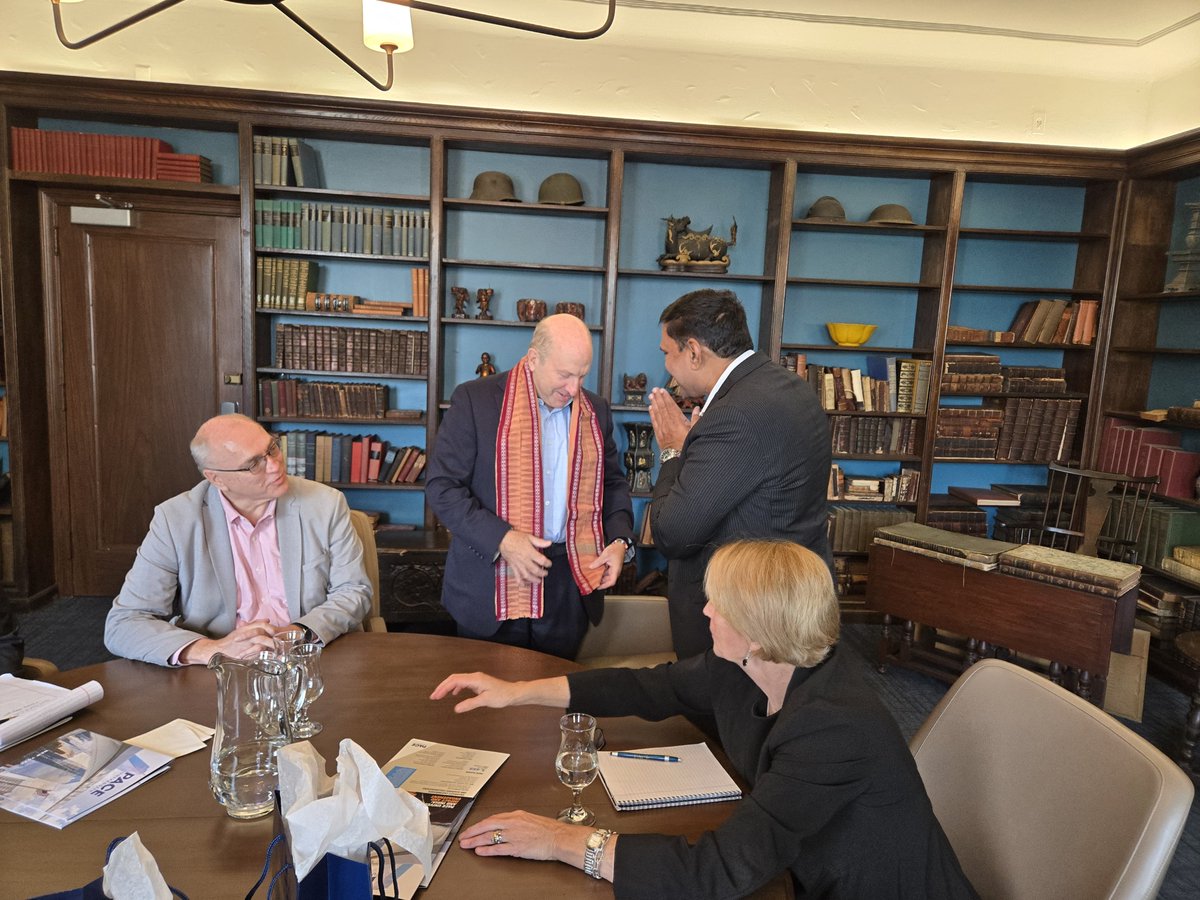 iamdmkrishna's tweet image. It was a privilege meeting President Marvin Krislov of Pace University and his team on campus. We had a very fruitful discussion on collaboration with Krishna Vikash Group of Institutions and extended an invitation for them to visit our campus.

#krishnavikash #paceuniversity