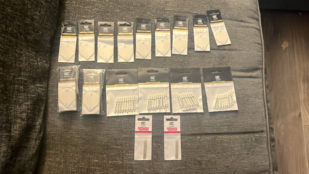 Thanks to <a href="/TargetDarts/">Target Darts</a> <a href="/lorraine180/">lorraine winstanley</a> for sending me flights and stems and points