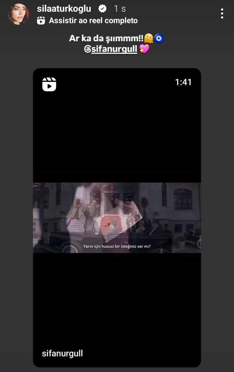 Ela apoiando a amiguinha dela #SılaTürkoğlu