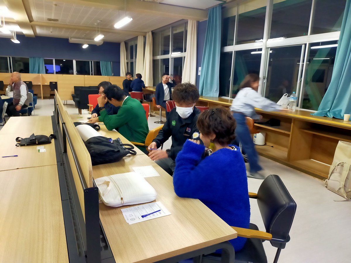 JOINX0811's tweet photo. 今日の #９日（#くすの日）#交流会
#玖珠町 内だけでなく
都内や #大学生 も集まり
最後の最後まで盛り上がりました🤝🤝
#リピート で来てくれる方も増えて
少しずつ認知が広がって
嬉しいです😊✨
#コワーキングスペース #MORetune https://t.co/8Nhbly2X1O