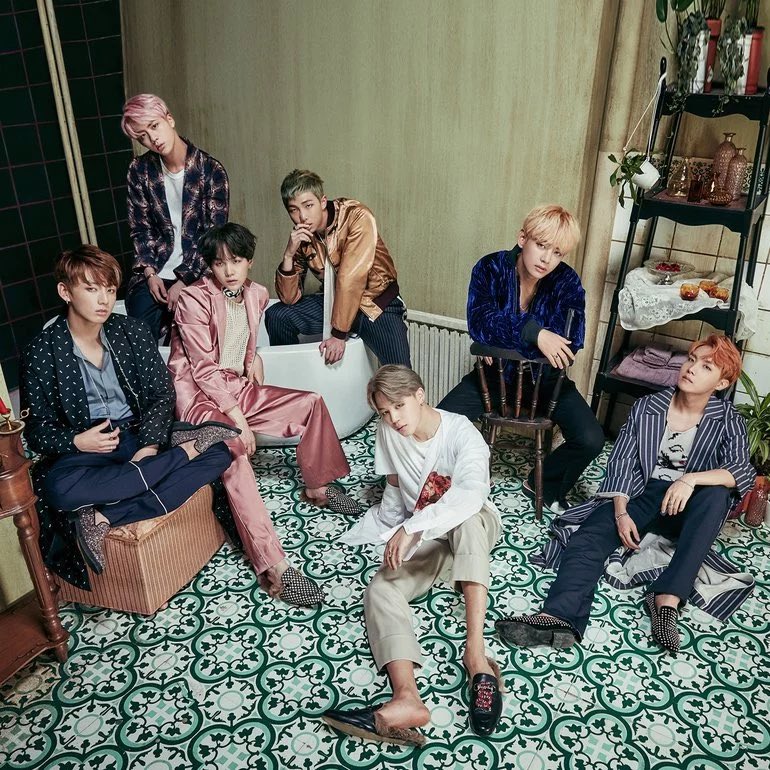 kchartsmaster's tweet photo. 8 years ago today, BTS released ‘WINGS’. https://t.co/su61IH71up