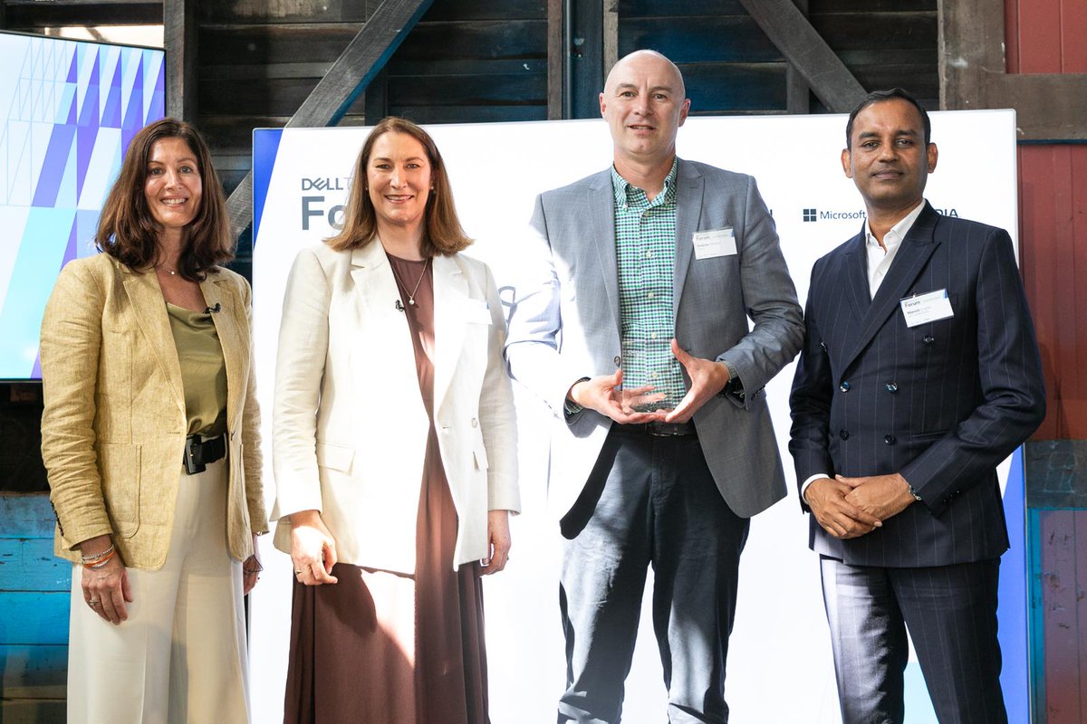 MclinLisa's tweet photo. @unisys has been named Dell Technologies Global Alliances Top Performer for 2024 - ANZ! Our partnership with @DellTechPartner is driving success with solutions like PowerStorage and CyberRecovery. Here’s to more great results! 

https://t.co/44yqK58phz

#PartneringTogether https://t.co/g2sD4m7Fe8