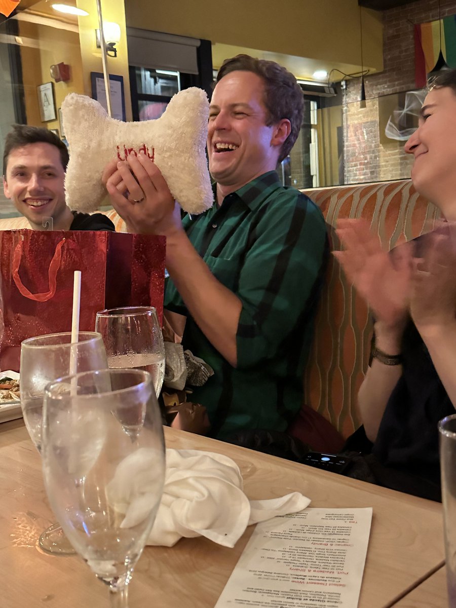 RealMoralityLab's tweet image. The lab went to downtown Boston for a duck tour and dinner to say a bittersweet goodbye to our beloved postdoc @GordonKraftTodd! Thank you Gordon for being such an amazing presence in our lab over the past five years—we will miss you so much!❤️