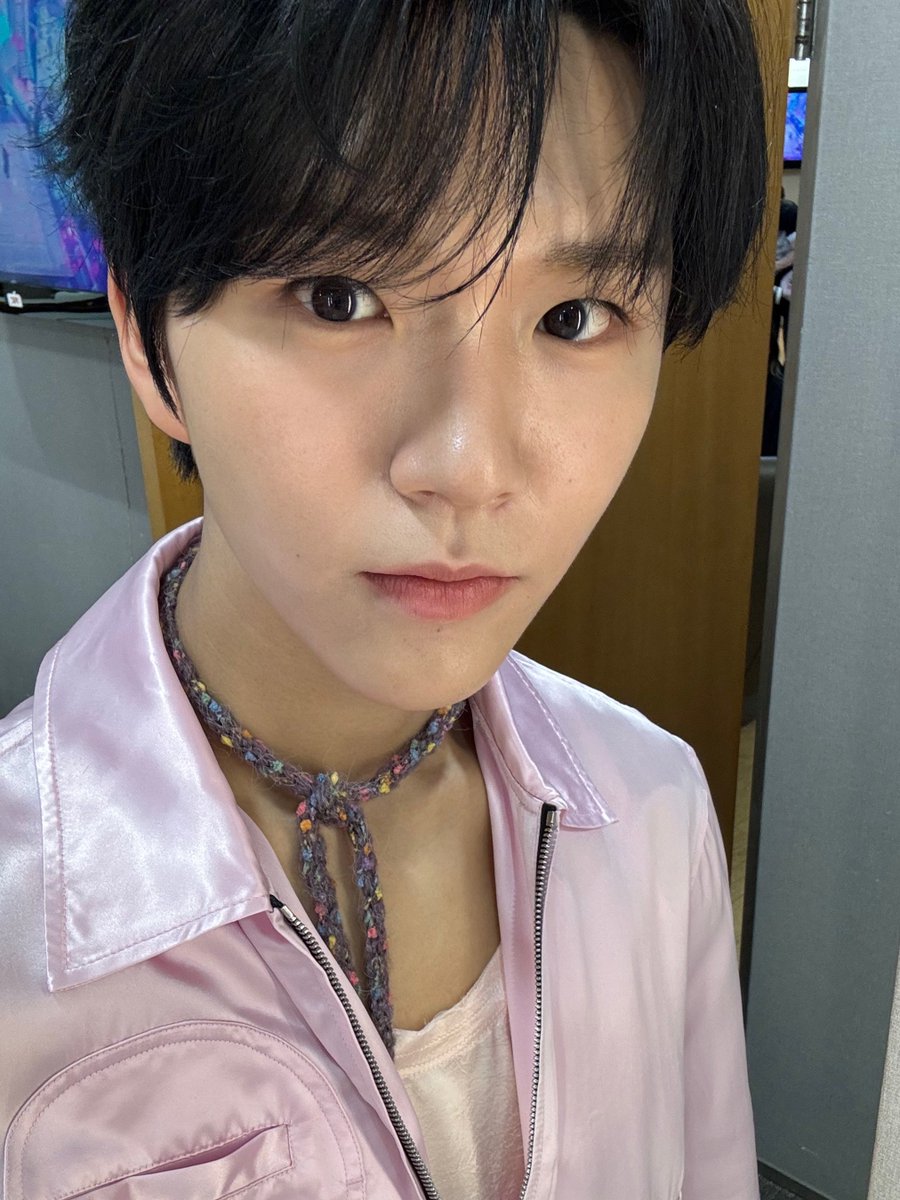 NCTJAEHEE's tweet photo. jaehee is baekhyun's lost son https://t.co/wuh0WGL7hI