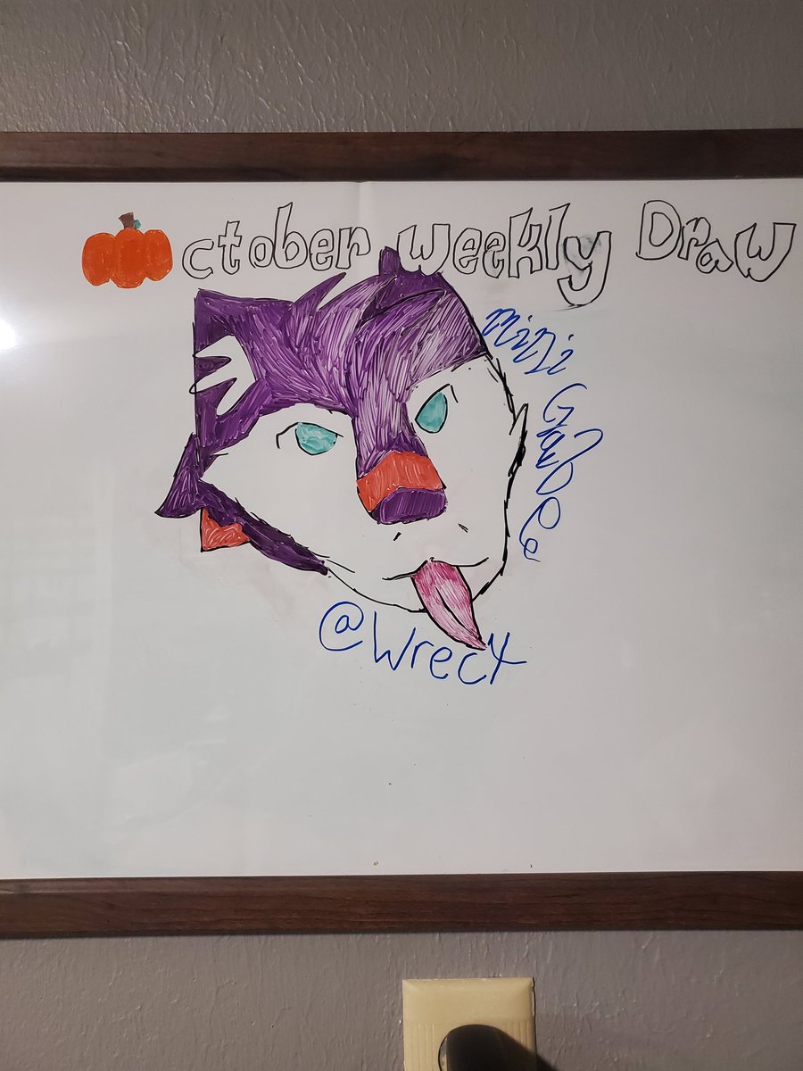 Mini_Gabe's tweet image. Next friend of the october weekly draw is a silly cheese guy, I don't really know if they have twitter but yeah ^-^