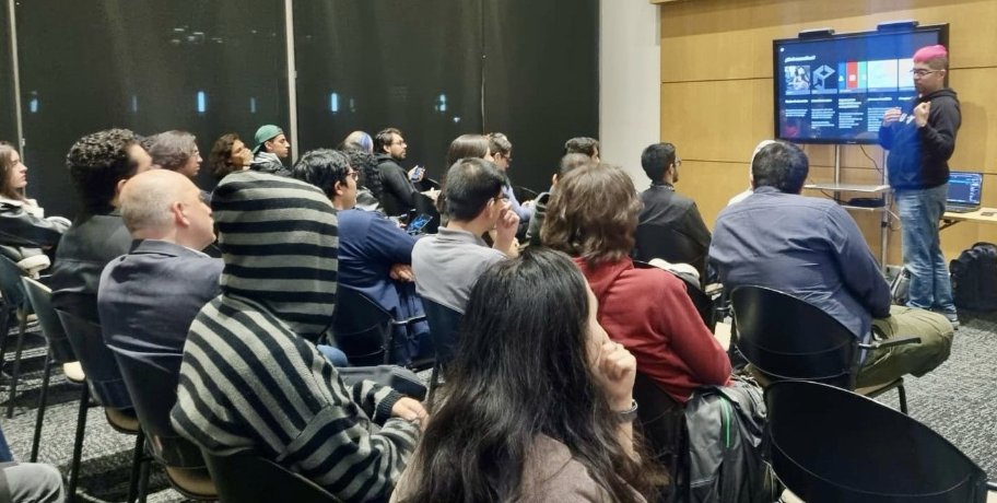 EstebanGamedev's tweet photo. ¡Muchas gracias a la comunidad de #gamedevs de Bogotá por asistir a nuestro meetup de @unity!

¡@NicoTril y yo dimos charlas técnias de desarrollo en consolas de juegos y juegos #multiplayer con unity 6!

#unity3d #community #latinamerica #WhatAGameDevLooksLike https://t.co/pKS51ELpqG
