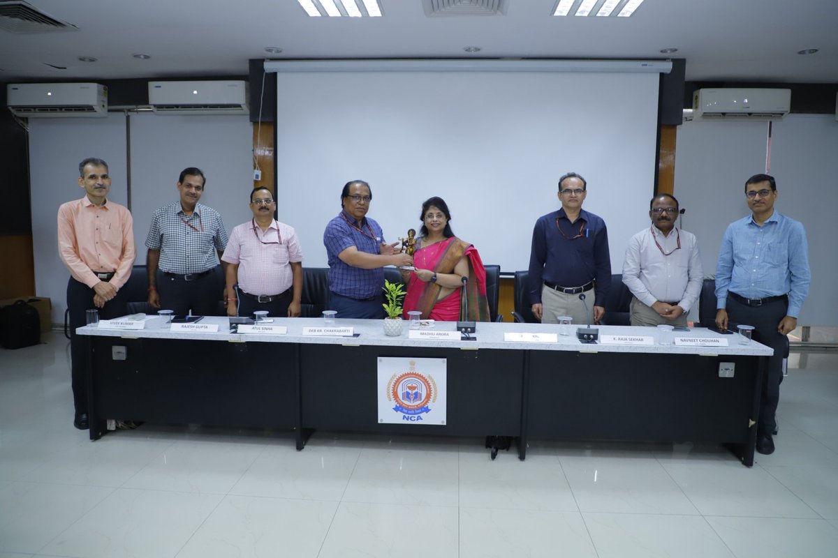 NTIPRIT_DOT's tweet photo. Member-T, DCC, Ms Madhu Arora today addressed the 2023 batch of OTs of ITS Grp A &amp; JTO Grp B. She urged OTs to be diligent, perseverant &amp; updated with tech as they'll have key role in shaping the telecom landscape. She also planted a sapling under 'Ek Ped Maa Ke Naam' https://t.co/Mr03QAuZor