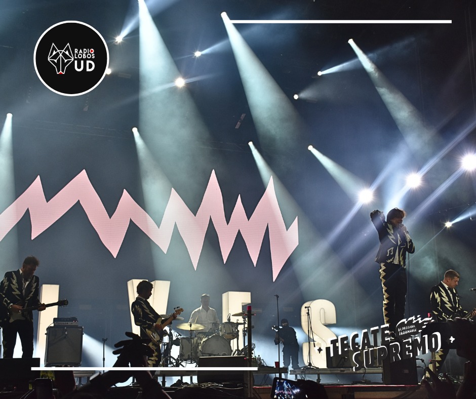 Radio_LobosUD's tweet photo. ¡One, two, One-two, one-two-three!
Come on! Come on! Come on!!!!
@TheHives  se presentó por primera vez en Cd. Juárez y el escenario perfecto fue #TecateSupremo aca te dejamos lo que vivimos en el Festival Indomable.
@ApodacaGroup https://t.co/WI2uVotMpD